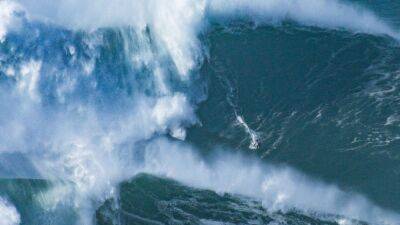 Fotos para la posteridad: las olas gigantes más bestias del año