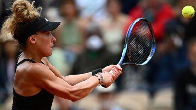 Roland Garros - Karolina Pliskova - Leolia Jeanjean stuns Karolina Pliskova at the French Open - rte.ie - France