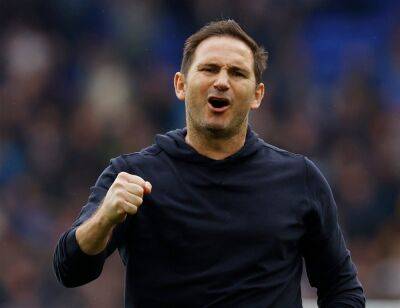Everton: Lampard 'hoping to convince' 194-game star to move to Goodison Park