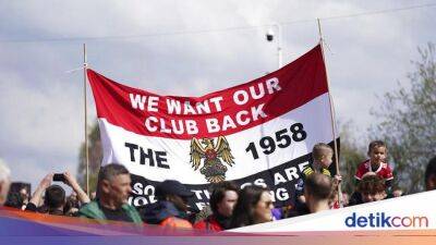MU Berharap Fans Berubah dengan Hadirnya Ten Hag