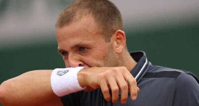 Dan Evans reacts to being booed by French Open crowd after tanking - 'Couldn't care less'