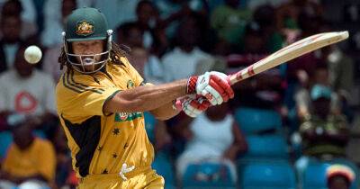 Cricket-Australia greats, former team mates honour Symonds at public memorial