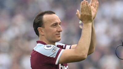 Ham United - Mark Noble - Vladimir Coufal - Ryan Fredericks - Noble, Yarmolenko and Fredericks to leave West Ham - channelnewsasia.com