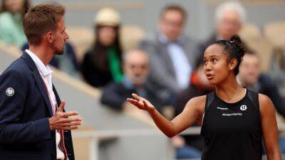 Belinda Bencic - Bianca Andreescu - French Open: Leylah Fernandez downs Belinda Bencic in fiery third-round epic after umpire row - eurosport.com - France - Switzerland