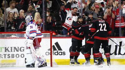 Hurricanes vs Rangers Game 5 score: Canes overcome power play woes, push New York to brink of elimination - foxnews.com - New York -  New York - state North Carolina - county Gregg