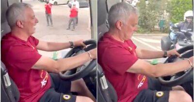 Jose Mourinho drives AS Roma bus before Europa Conference League parade