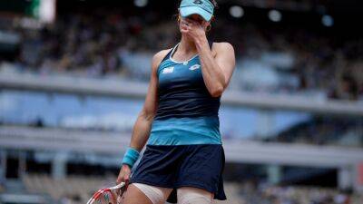 Roland Garros - Jelena Ostapenko - Injured Alize Cornet Blasts "Handful Of Idiots" After French Open Boos - sports.ndtv.com - France - China - Latvia