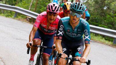 Richard Carapaz - Mikel Landa - Hindley sentencia el Giro ante el hundimiento de Carapaz y Landa - en.as.com - Bahrain - county El Paso