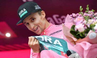 Richard Carapaz - Mikel Landa - Jai Hindley poised for Giro d’Italia glory after overtaking Carapaz on stage 20 - theguardian.com - Spain - Colombia - Australia - Uae - Bahrain