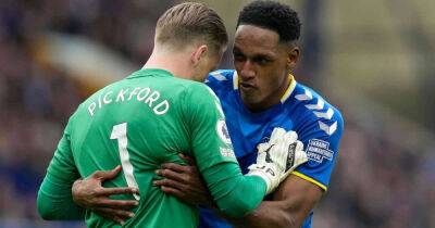 Yerry Mina - Valentin Castellanos - Everton transfer news: Former agent of Yerry Mina delivers mixed messages over future of Goodison star - msn.com - Britain - Italy - Colombia