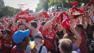 Fan violence outside Stade de France before CL final - tsn.ca - France