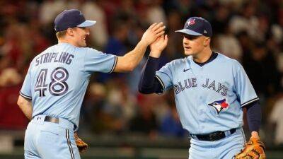 Blue Jays rally late to best Angels, extend win streak to 4 games