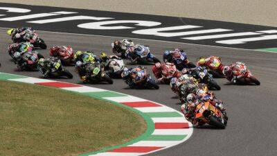Moto2 : Acosta también hace historia en Moto2