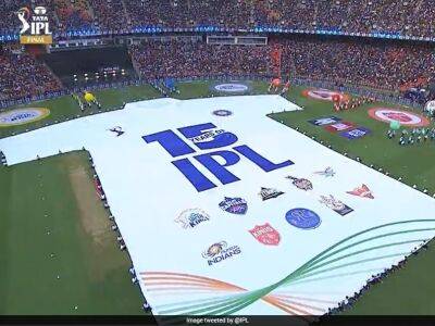 IPL 2022 Closing Ceremony: World's Largest Cricket Jersey Unveiled To Set New Guinness World Record