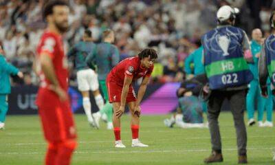 Andy Robertson - Delays and confusion set the tone for Liverpool’s disappointment in Paris - theguardian.com - France -  Paris