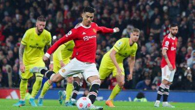United sign off from Old Trafford with win over Brentford