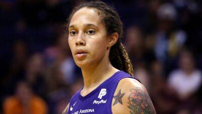 WNBA to honor Phoenix Mercury's Brittney Griner with floor decal on all home courts, source says