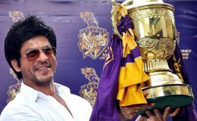 "Was Down And Out": Ex-Pakistan Cricket Team Captain Recalls How Shah Rukh Khan Motivated Kolkata Knight Riders Citing His Own Career
