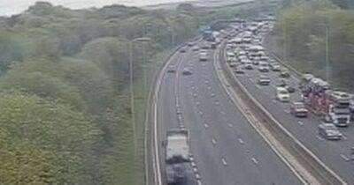 LIVE: Queues building on M62 after lorry breaks down - latest updates