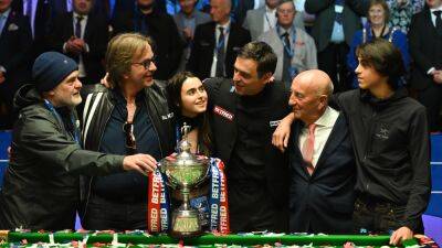 'He was in a cell on his own' - Emotional Ronnie O'Sullivan on dad seeing win this time at World Championship