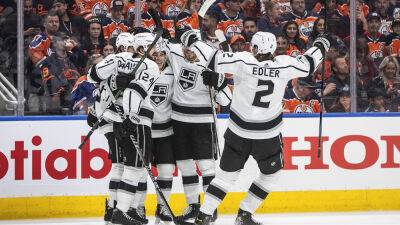 Connor Macdavid - Leon Draisaitl - Mike Smith - Phillip Danault scores late, Kings beat Oilers in series opener - foxnews.com - Los Angeles -  Los Angeles