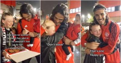 Jesse Lingard - Nemanja Matic - Edinson Cavani shows his class by making his biggest fan's day outside Old Trafford - msn.com - Manchester - Usa