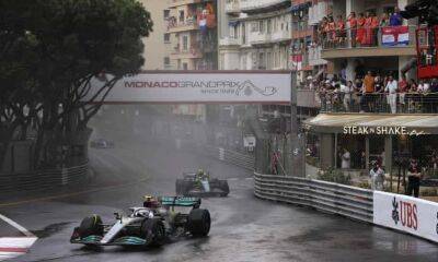 Lewis Hamilton - Michael Masi - Sergio Perez - Eduardo Freitas - Lewis Hamilton criticises FIA for delaying Monaco Grand Prix start - theguardian.com - Abu Dhabi - Monaco -  Monaco