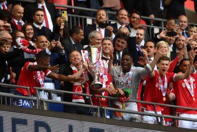 Nottingham Forest promoted to Premier League for first time since 1999