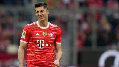 Robert Lewandowski - Oliver Kahn - Hasan Salihamidzic - Lewandowski says time at Bayern Munich is 'over' - tsn.ca - Poland