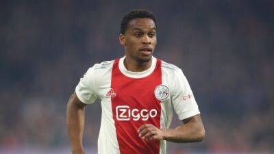 Report: United opens talks with Ajax over Timber