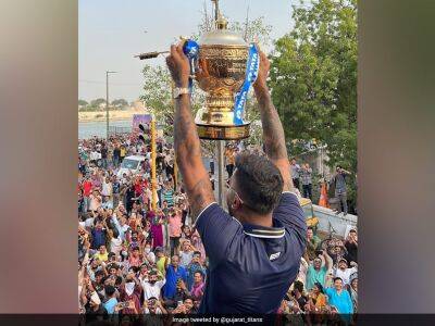 Hardik Pandya - Rajasthan Royals - Gujarat Titans - Mohammad Shami - Shubman Gill - Watch: "A Roaring Success!" Gujarat Titans' Indian Premier League 2022 Victory Parade Is a Massive Hit - sports.ndtv.com - India -  Ahmedabad -  Mumbai