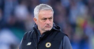 Jose Mourinho 'plots £25m Manchester United raid' and more transfer rumours