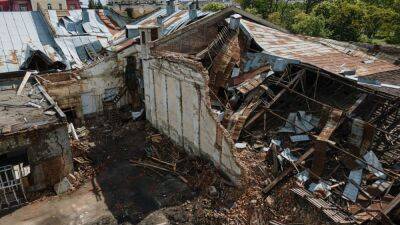 Un avión ruso se estrella contra una casa en Chernihiv