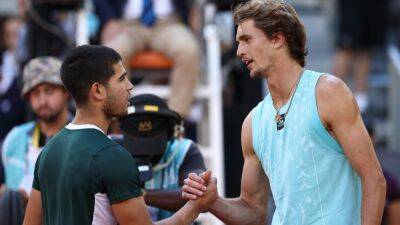 Carlos Alcaraz 'gets what he wants' with scheduling, says Alexander Zverev ahead of French Open quarter-final