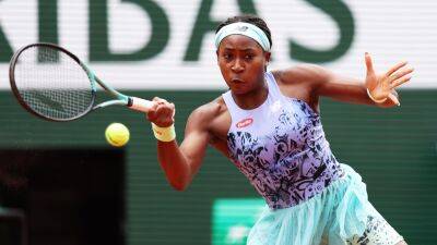 Sloane Stephens - Martina Trevisan - French Open 2022 - Coco Gauff sweeps Sloane Stephens aside to reach first Grand Slam semi-final - eurosport.com - France - Usa