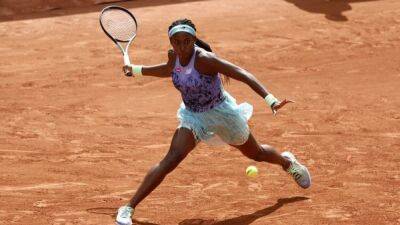 Teenager Gauff books semi-final with straight sets win over Stephens