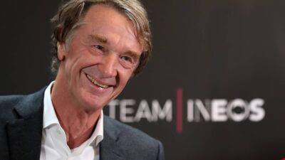 Jim Ratcliffe holds talks with influential Chelsea fan group after £4.25bn bid for club
