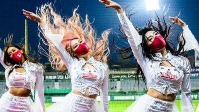 K-pop cheerleaders: Meet the 'flowers' of South Korean baseball
