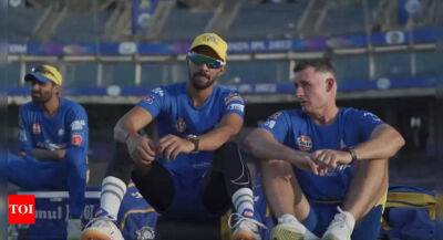 Devon Conway - IPL 2022: 'Cannot look too far ahead' after string of losses, concedes CSK batting coach Michael Hussey - timesofindia.indiatimes.com - Australia - India -  Hyderabad -  Chennai -  Bangalore