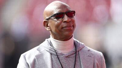 NFL legend Eric Dickerson reacts to DeAndre Hopkins suspension: 'It could happen to any player'