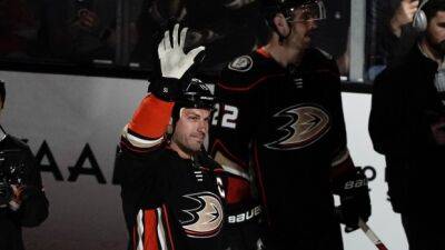 Getzlaf among 32 nominess for King Clancy Trophy