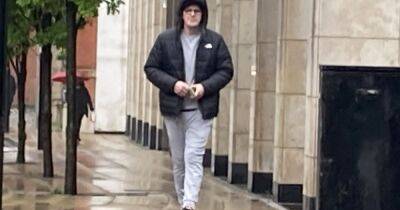 'He'll pay for it': Neighbours' street row over a car erupts into violence - manchestereveningnews.co.uk - county Hyde