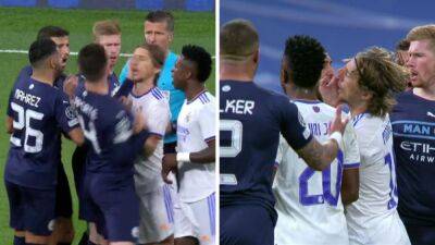 El Var - Polémica del Madrid-City: agresión a Modric, un penalti claro... - en.as.com - Manchester