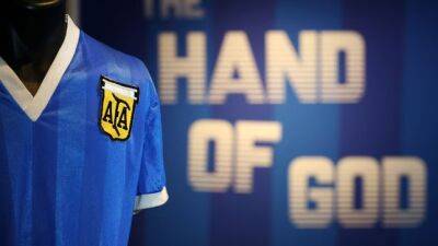 Steve Hodge - La familia de Maradona advierte que la camiseta subastada no es la de ‘La mano de Dios’ - AS Argentina - en.as.com - Argentina