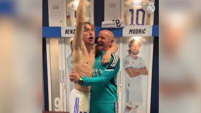 Lo que no se vio de la celebración: el momentazo de Modric y Pintus, totalmente desatados