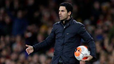 Arsenal extend manager Arteta on three-year deal