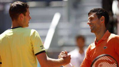 Andy Murray - Carlos Alcaraz - Hubert Hurkacz - Djokovic beats Hurkacz to reach semi-finals in Madrid - channelnewsasia.com - France - Spain - Madrid -  Santana