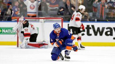 Islanders' Barzal to play for Canada at men's hockey worlds - tsn.ca - Finland - Canada - New York