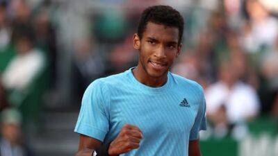 Auger-Aliassime makes quick work of Sinner to reach Madrid Open quarter-finals