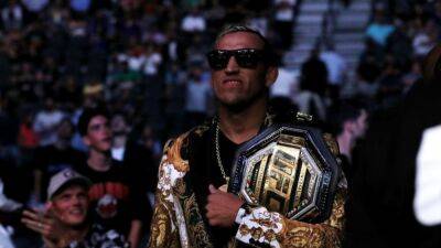 Justin Gaethje - Charles Oliveira - Mixed Martial Arts-Oliveira stripped of UFC lightweight title after weight miss - channelnewsasia.com - Brazil - Usa -  Phoenix